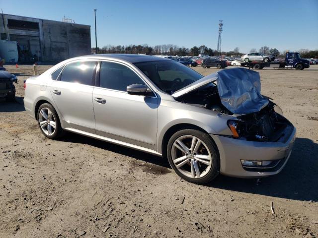 Photo 4 from auction – 2014 VOLKSWAGEN PASSAT SEL with VIN 1VWCN7A39EC037048
