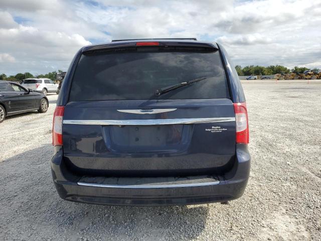 Photo 6 from auction – 2015 CHRYSLER TOWN & COU with VIN 2C4RC1BG7FR675020