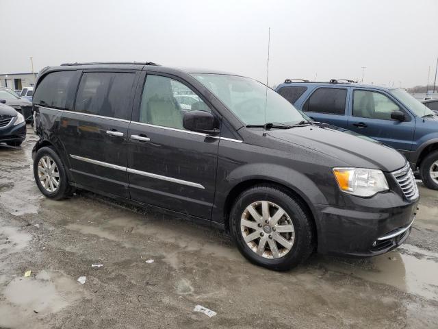 Photo 4 from auction – 2015 CHRYSLER TOWN & COU with VIN 2C4RC1BG7FR572244