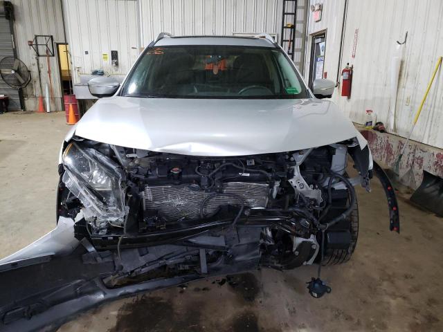 Photo 5 from auction – 2015 NISSAN ROGUE S with VIN 5N1AT2MV2FC917165