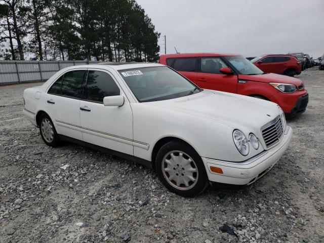 Photo 4 from auction – 1999 MERCEDES-BENZ E 320 with VIN WDBJF65H3XA800699
