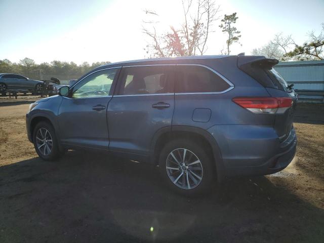 Photo 2 from auction – 2018 TOYOTA HIGHLANDER with VIN 5TDJZRFH5JS884625
