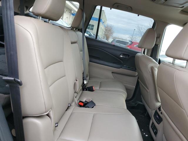 Photo 11 from auction – 2016 HONDA PILOT TOUR with VIN 5FNYF6H93GB040270