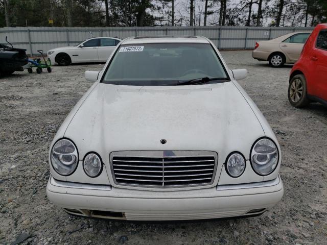 Photo 5 from auction – 1999 MERCEDES-BENZ E 320 with VIN WDBJF65H3XA800699