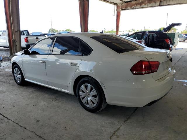 Photo 2 from auction – 2014 VOLKSWAGEN PASSAT S with VIN 1VWAS7A31EC043202