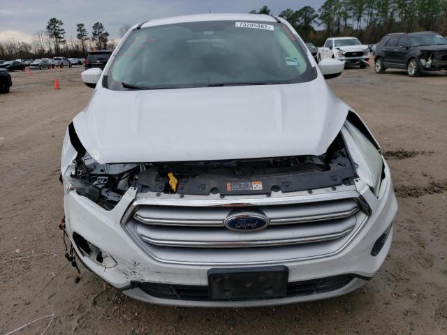 Photo 5 from auction – 2017 FORD ESCAPE SE with VIN 1FMCU0GD1HUC33881
