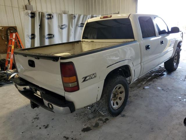 Photo 3 from auction – 2004 CHEVROLET SILVERADO with VIN 2GCEK13T541393029