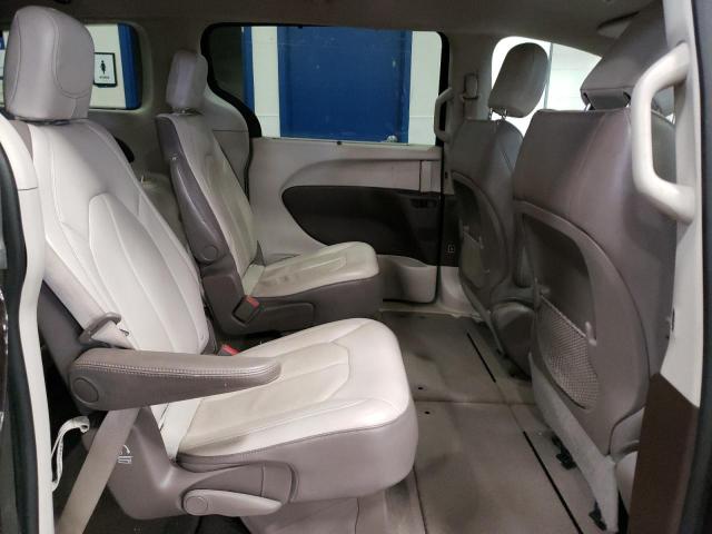 Photo 11 from auction – 2018 CHRYSLER PACIFICA T with VIN 2C4RC1BGXJR112293