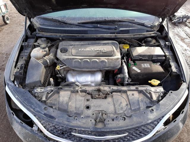 Photo 11 from auction – 2015 CHRYSLER 200 LIMITE with VIN 1C3CCCAB1FN527633