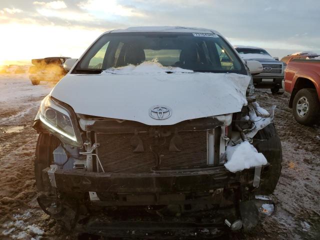 Photo 5 from auction – 2015 TOYOTA SIENNA XLE with VIN 5TDYK3DC4FS676752