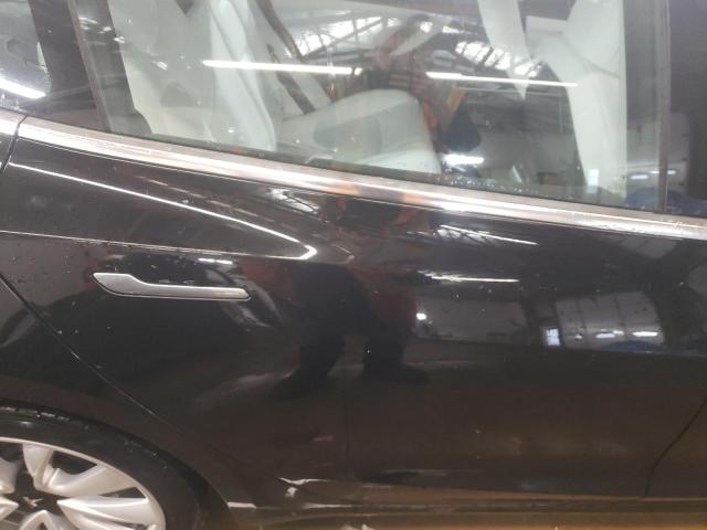 Photo 10 from auction – 2018 TESLA MODEL 3 with VIN 5YJ3E1EB0JF113030