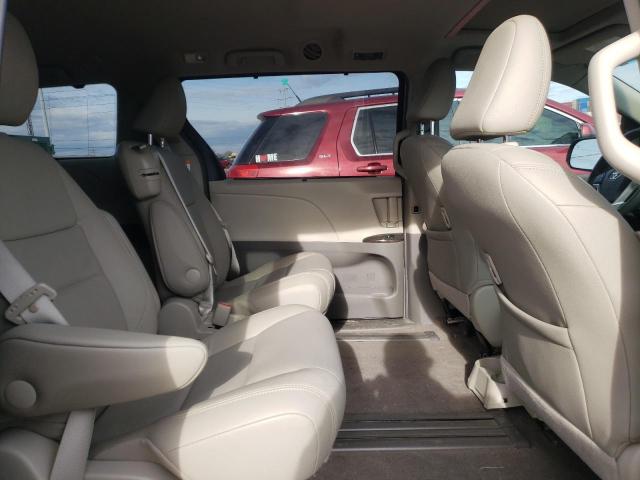 Photo 11 from auction – 2017 TOYOTA SIENNA XLE with VIN 5TDYZ3DC2HS861400