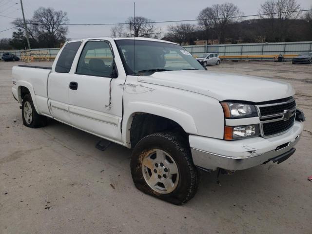 Photo 4 from auction – 2007 CHEVROLET SILVERADO with VIN 1GCEK19B57Z111028