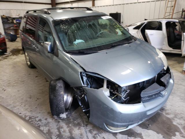 Photo 4 from auction – 2004 TOYOTA SIENNA XLE with VIN 5TDBA22C24S028698