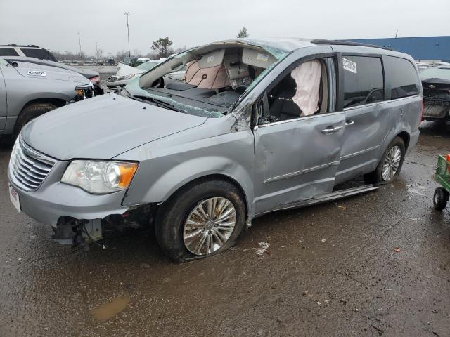 CHRYSLER TOWN & COU 2015 with VIN 2C4RC1CG0FR609813 - Photo from auction