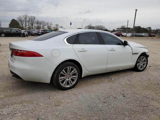 Photo 3 from auction – 2016 JAGUAR XF PREMIUM with VIN SAJBD4BV2GCY09779