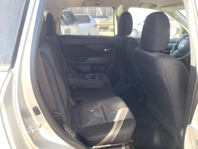Photo 11 from auction – 2018 MITSUBISHI OUTLANDER with VIN JA4AZ2A33JZ005439