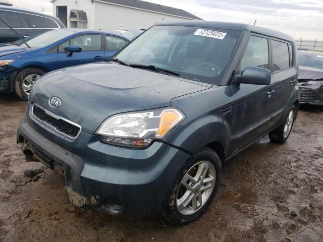 KIA SOUL + 2011 with VIN KNDJT2A20B7282545 - Photo from auction