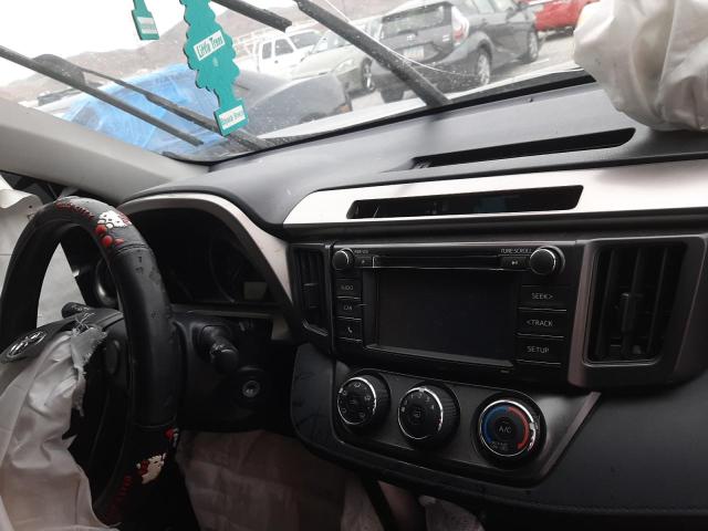 Photo 9 from auction – 2014 TOYOTA RAV4 LE with VIN JTMZFREV3EJ016483