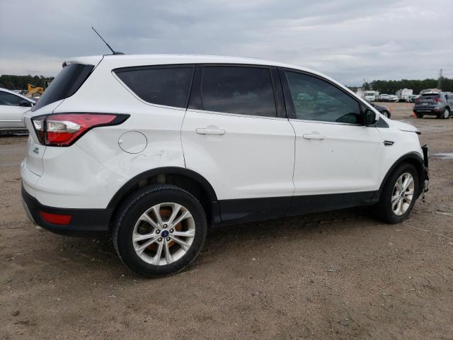Photo 3 from auction – 2017 FORD ESCAPE SE with VIN 1FMCU0GD1HUC33881