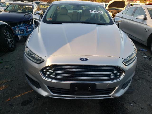 Photo 5 from auction – 2016 FORD FUSION SE with VIN 3FA6P0H73GR261615