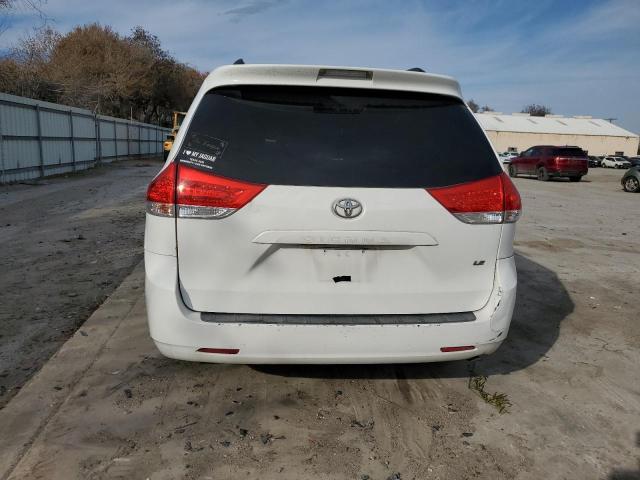 Photo 6 from auction – 2011 TOYOTA SIENNA LE with VIN 5TDKK3DC8BS077563