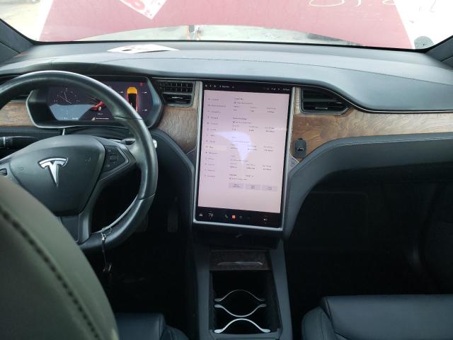 Photo 8 from auction – 2020 TESLA MODEL X with VIN 5YJXCAE21LF300450