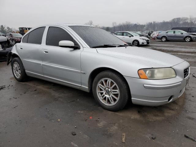 Photo 4 from auction – 2005 VOLVO S60 with VIN YV1RS612X52478646