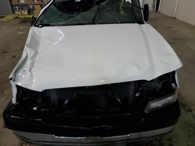 Photo 11 from auction – 2004 CHEVROLET SILVERADO with VIN 1GCHK23114F132779