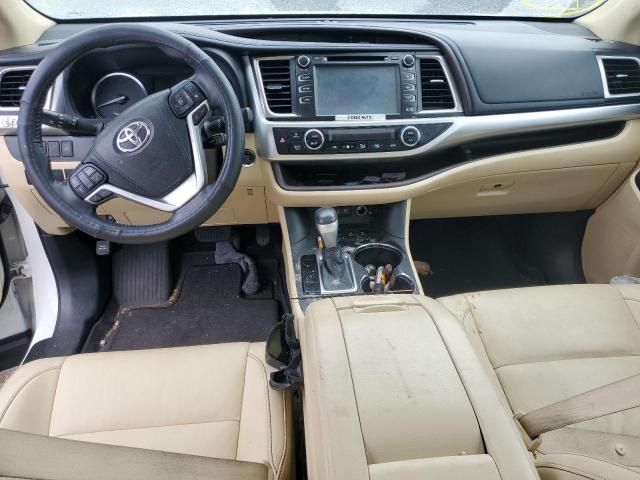 Photo 8 from auction – 2018 TOYOTA HIGHLANDER with VIN 5TDJZRFH7JS894170