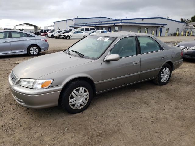 TOYOTA CAMRY 2000 with VIN 4T1BF22K0YU113058 - Photo from auction