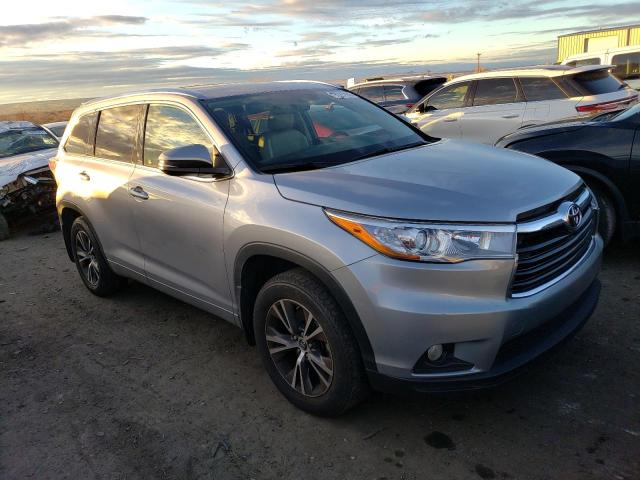 Photo 4 from auction – 2016 TOYOTA HIGHLANDER with VIN 5TDJKRFHXGS333345