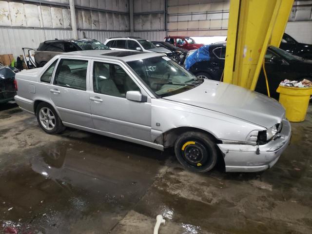 Photo 4 from auction – 1999 VOLVO S70 GLT with VIN YV1LS56D2X1570868