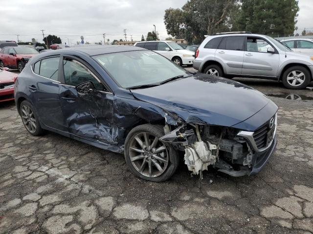 Photo 4 from auction – 2018 MAZDA 3 TOURING with VIN 3MZBN1L36JM229073