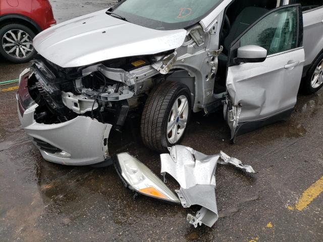 Photo 13 from auction – 2015 FORD ESCAPE SE with VIN 1FMCU0GX2FUB97304