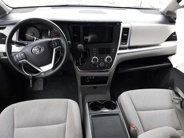 Photo 8 from auction – 2016 TOYOTA SIENNA LE with VIN 5TDKK3DC9GS711017