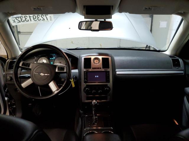 Photo 8 from auction – 2010 CHRYSLER 300 TOURIN with VIN 2C3CK5CV2AH239403