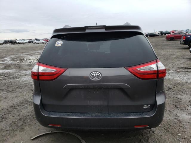 Photo 6 from auction – 2018 TOYOTA SIENNA XLE with VIN 5TDDZ3DC2JS189889