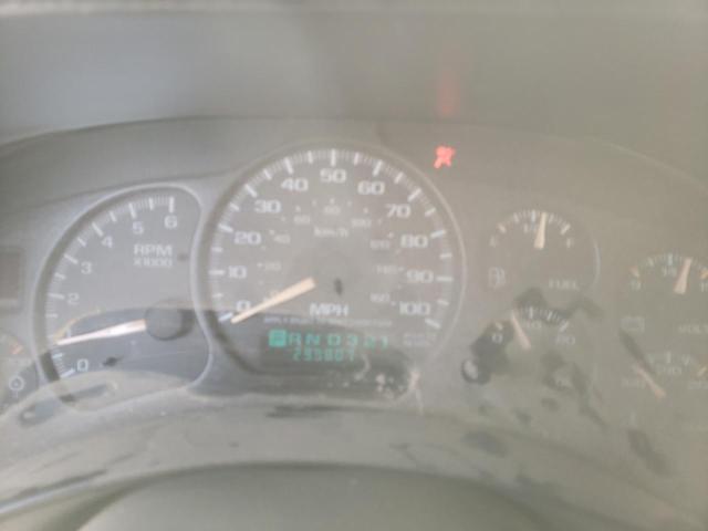 Photo 9 from auction – 2002 CHEVROLET SILVERADO with VIN 1GCHK29U42E211190