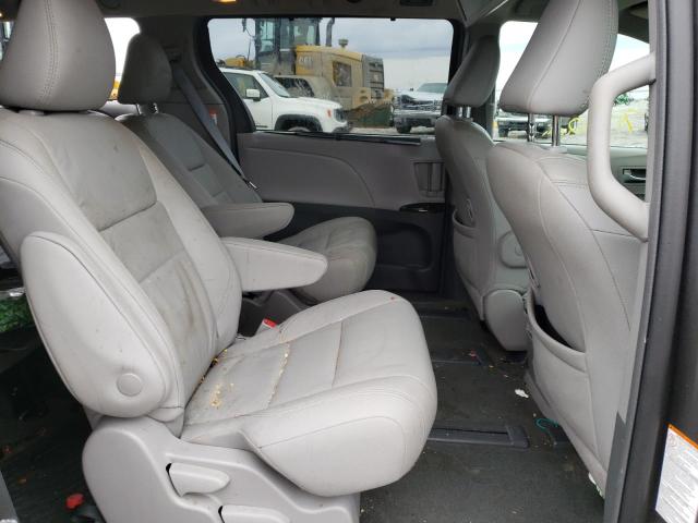 Photo 11 from auction – 2018 TOYOTA SIENNA XLE with VIN 5TDDZ3DC2JS189889