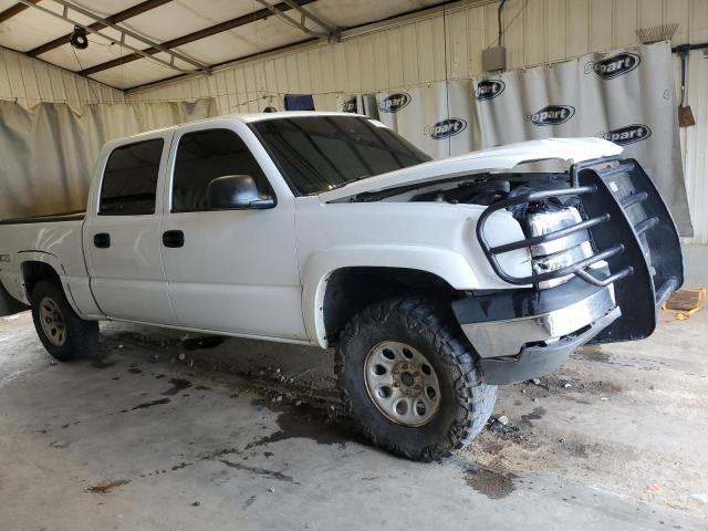 Photo 4 from auction – 2004 CHEVROLET SILVERADO with VIN 2GCEK13T541393029