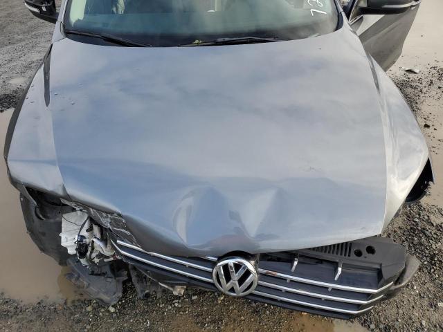 Photo 11 from auction – 2014 VOLKSWAGEN PASSAT SE with VIN 1VWBN7A35EC049211