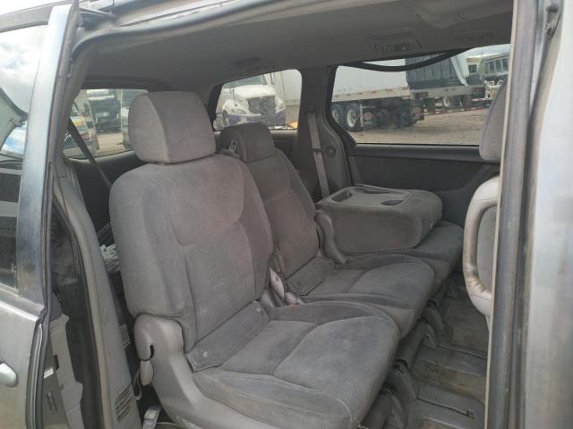 Photo 11 from auction – 2005 TOYOTA SIENNA CE with VIN 5TDZA23C25S384552