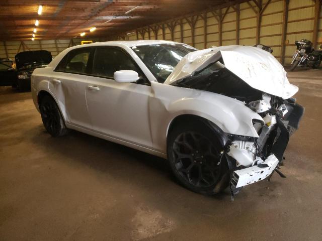 Photo 4 from auction – 2019 CHRYSLER 300 S with VIN 2C3CCABGXKH517006