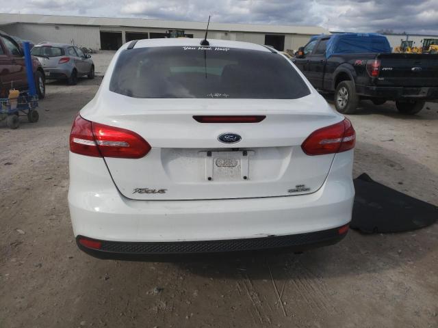 Photo 6 from auction – 2015 FORD FOCUS SE with VIN 1FADP3F27FL267849