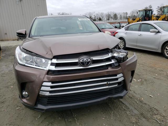 Photo 5 from auction – 2019 TOYOTA HIGHLANDER with VIN 5TDZZRFH6KS352482