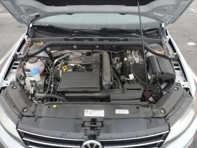 Photo 11 from auction – 2018 VOLKSWAGEN JETTA SE with VIN 3VWDB7AJ2JM236088