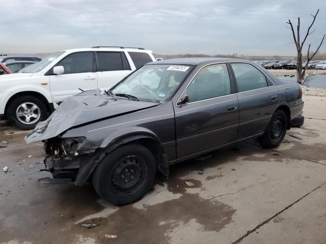 TOYOTA CAMRY CE 2000 with VIN JT2BG22K6Y0525096 - Photo from auction