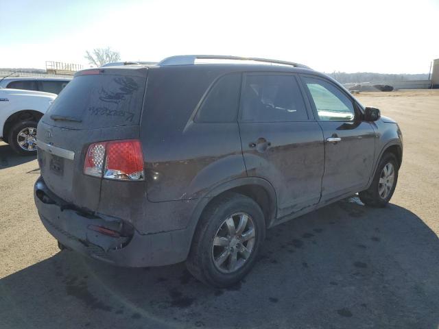 Photo 3 from auction – 2011 KIA SORENTO with VIN 5XYKT3A18BG109943