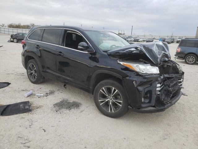 Photo 4 from auction – 2018 TOYOTA HIGHLANDER with VIN 5TDZZRFH1JS241501